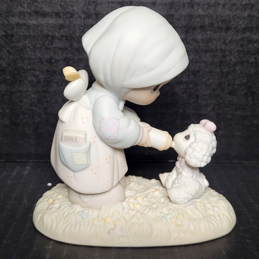1986 Precious Moments Figurine - Feed My Sheep #PM-871